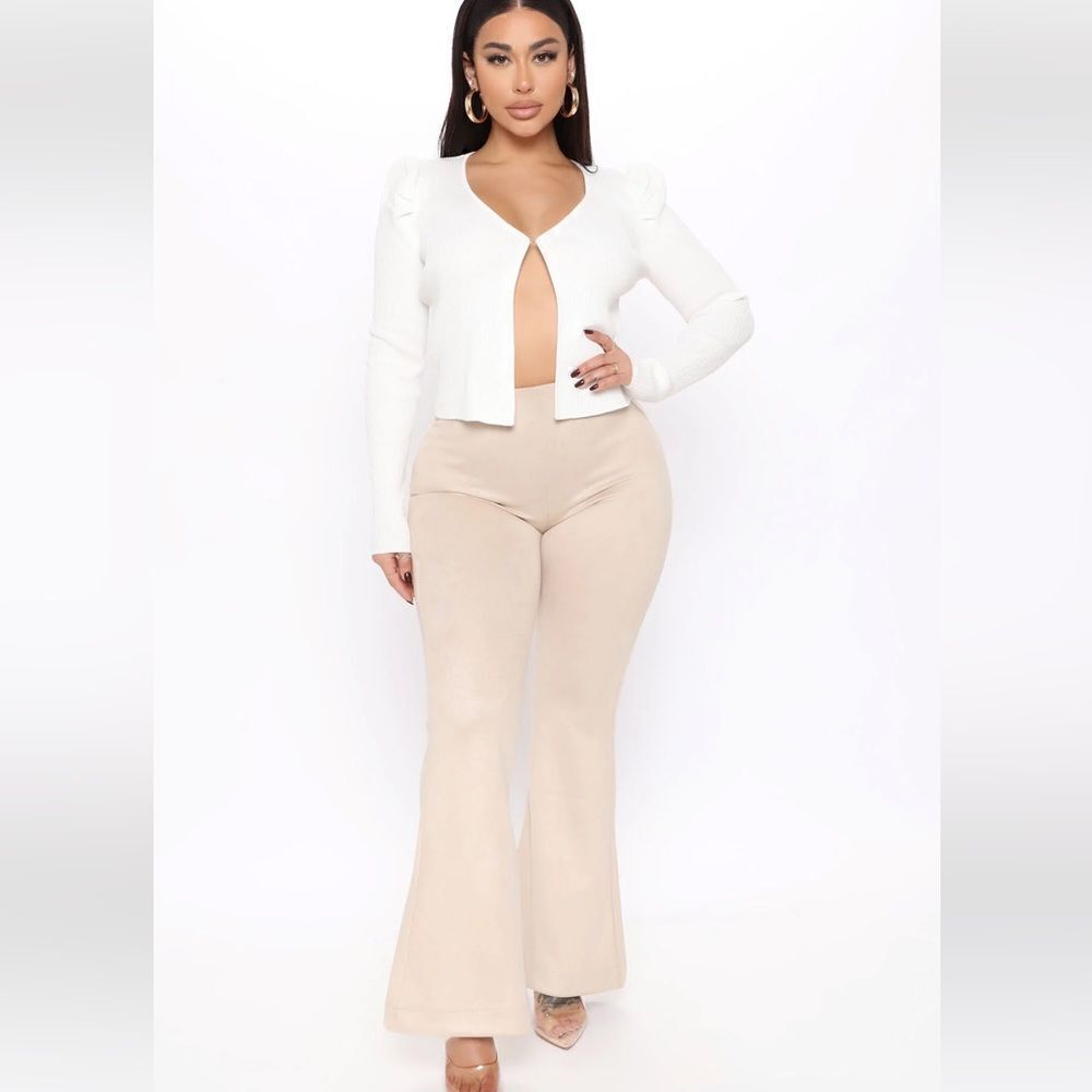 Fashion nova soft feeling wide leg pants in nude size large